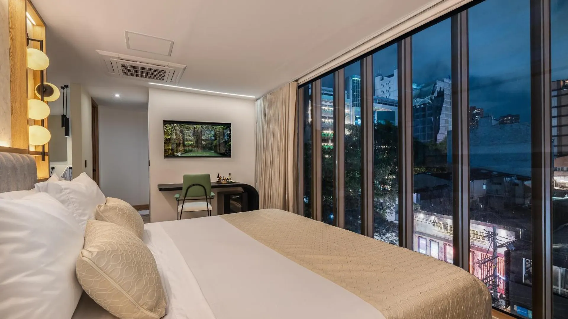Lin Boutique Hotel By Housy Host Medellin