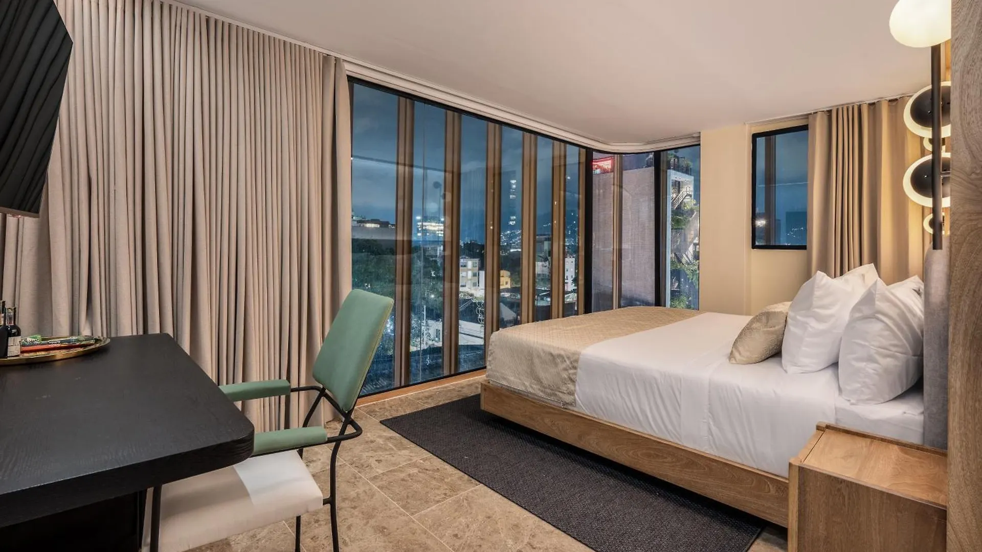 Lin Boutique Hotel By Housy Host Medellin