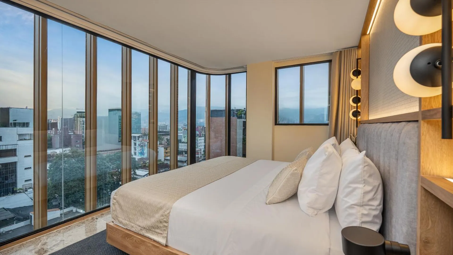 Lin Boutique Hotel By Housy Host Medellin