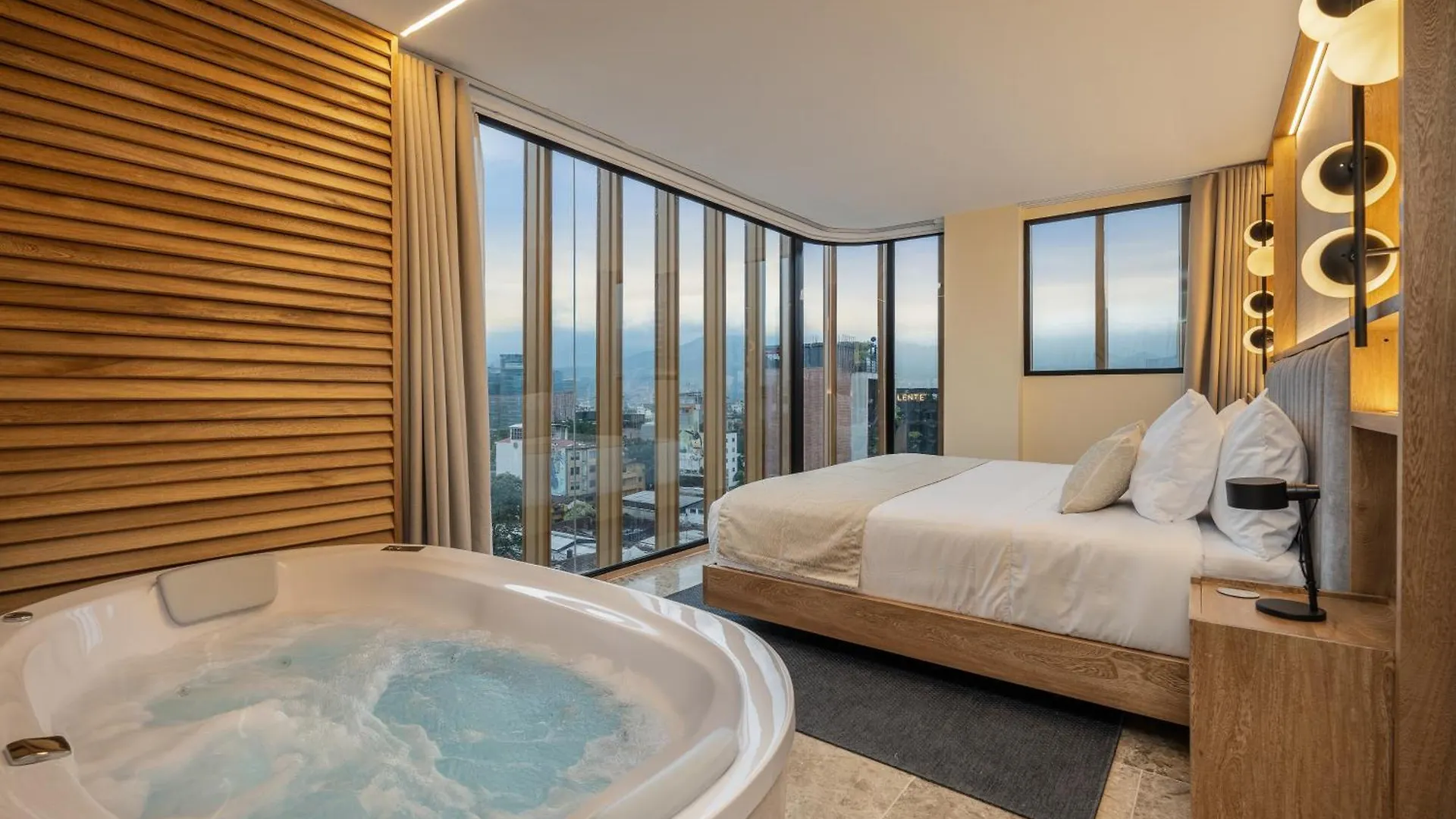 Lin Boutique Hotel By Housy Host Medellín