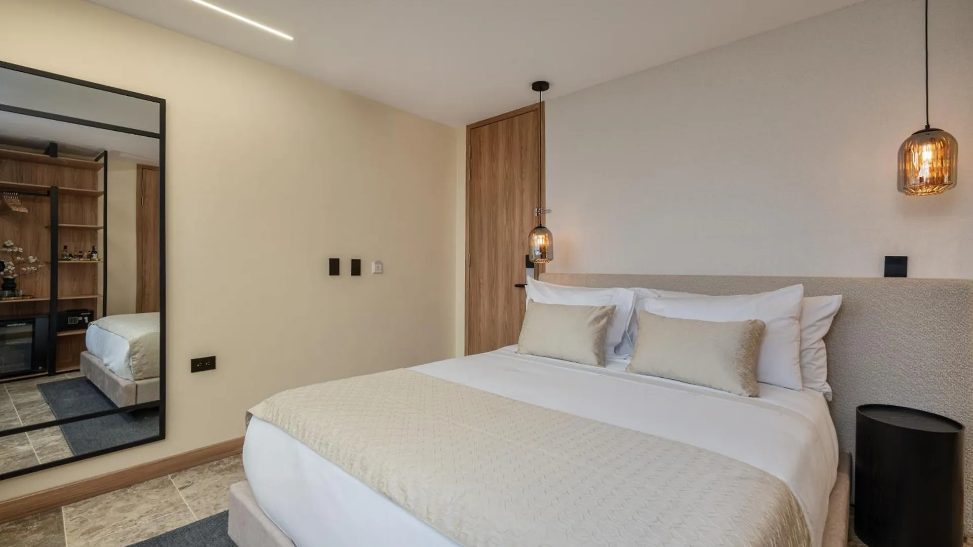 Lin Boutique Hotel By Housy Host Medellín
